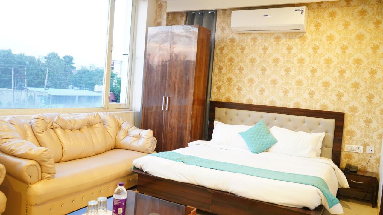 Aa Hotels & Resorts Zirakpur Kültér fotó